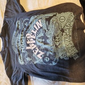 Gray Short Sleeve Tee with Circular Graphic Design